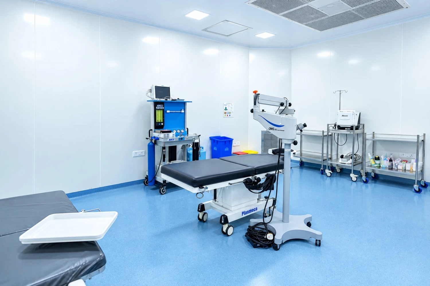 Sterile Modular Operation Theatre Suite with Planmeca Table and Microscope at Vijaya Eye Hospital